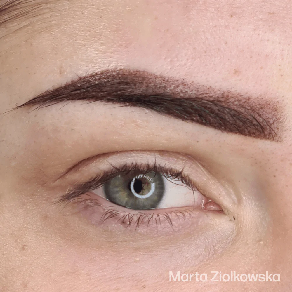PB-LUXE-2022-PDP-UGC-Mahogany-MartaZiolkowska_2048x